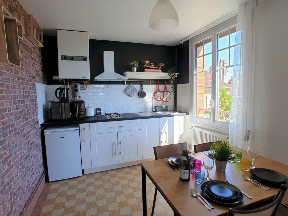 Au 36, Les Apparts Hotel Joigny Ngoại thất bức ảnh