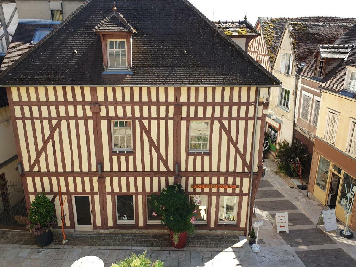 Au 36, Les Apparts Hotel Joigny Ngoại thất bức ảnh